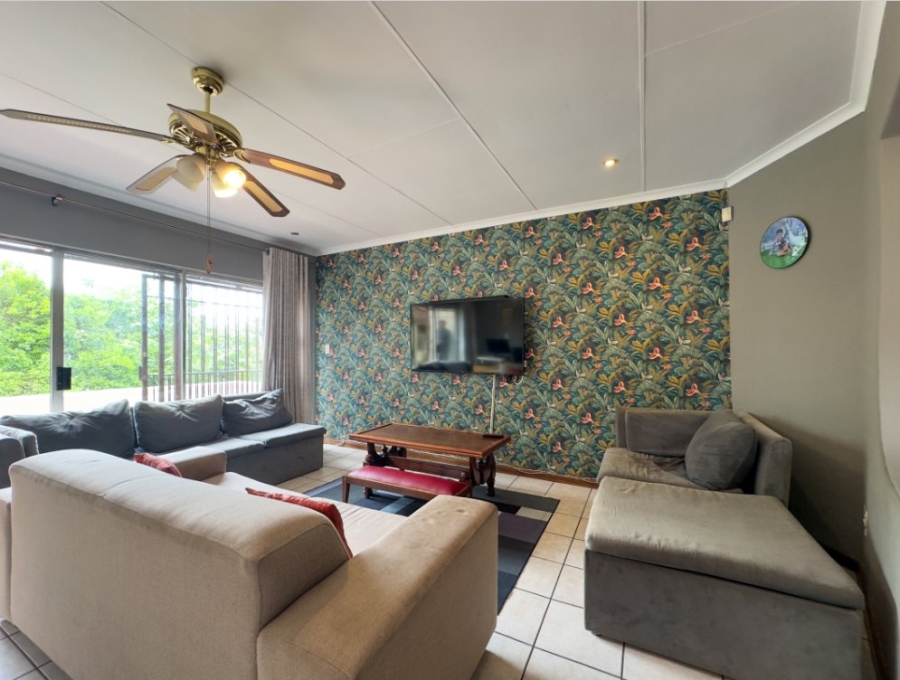 4 Bedroom Property for Sale in Whitney Gardens Gauteng