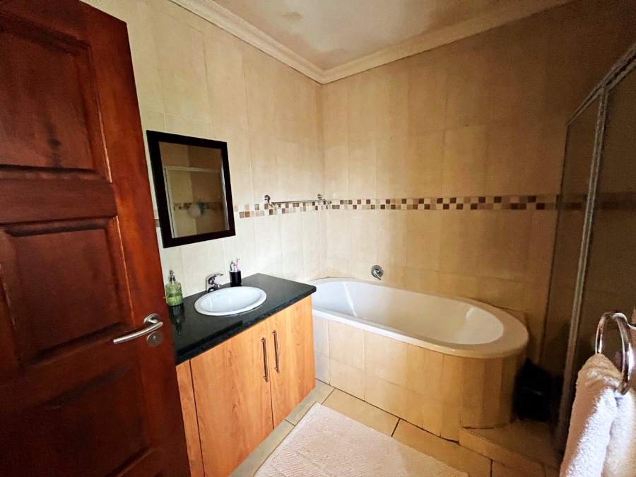 3 Bedroom Property for Sale in Celtisdal Gauteng