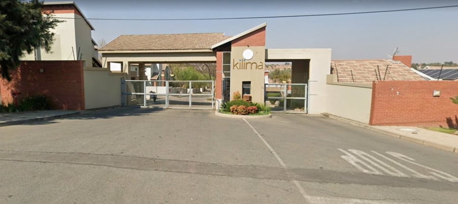 To Let 3 Bedroom Property for Rent in Kyalami Hills Gauteng