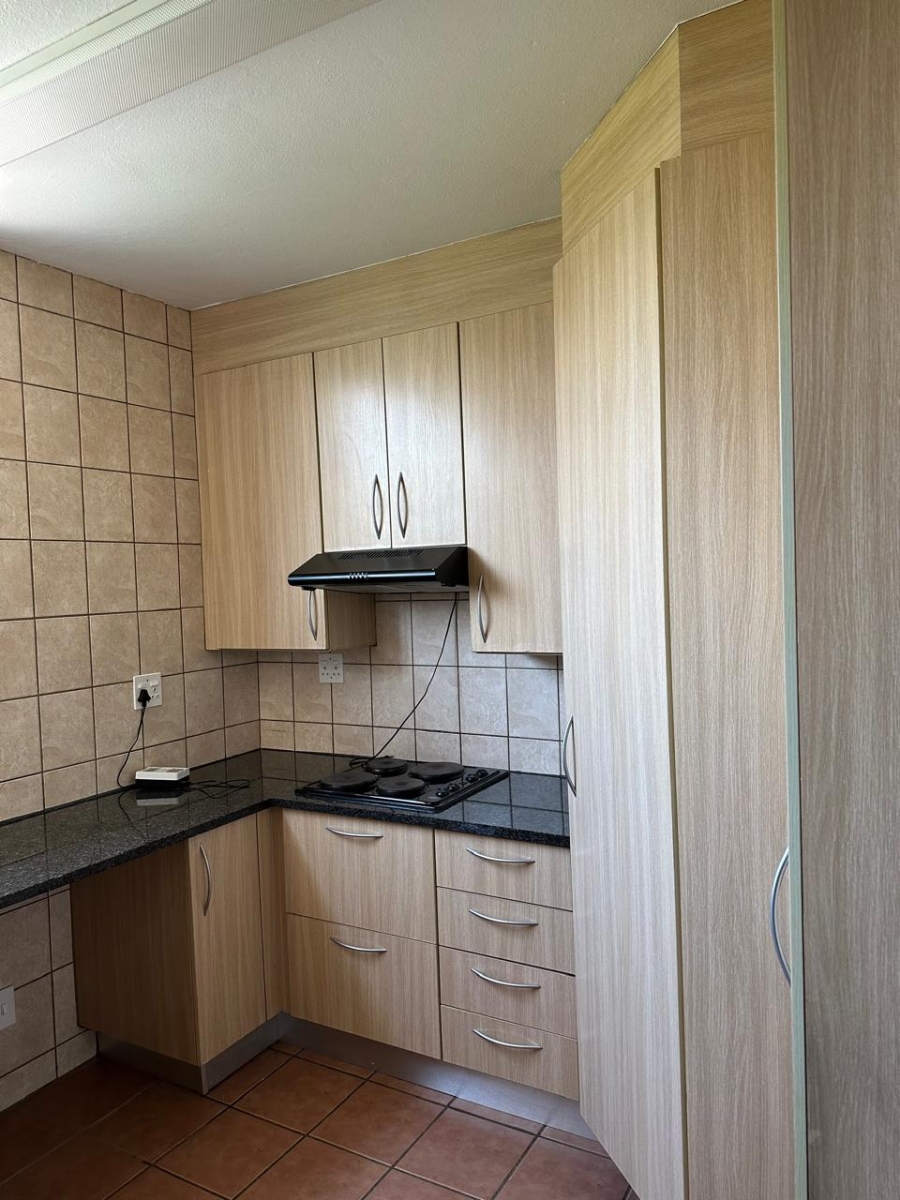To Let 3 Bedroom Property for Rent in Groenkloof Gauteng