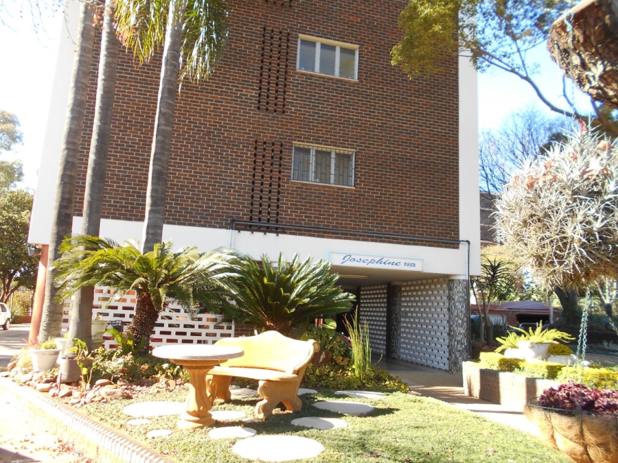 To Let 3 Bedroom Property for Rent in Groenkloof Gauteng