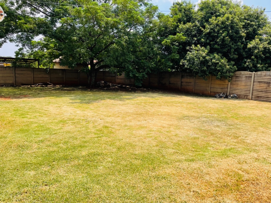 3 Bedroom Property for Sale in Dawn Park Gauteng