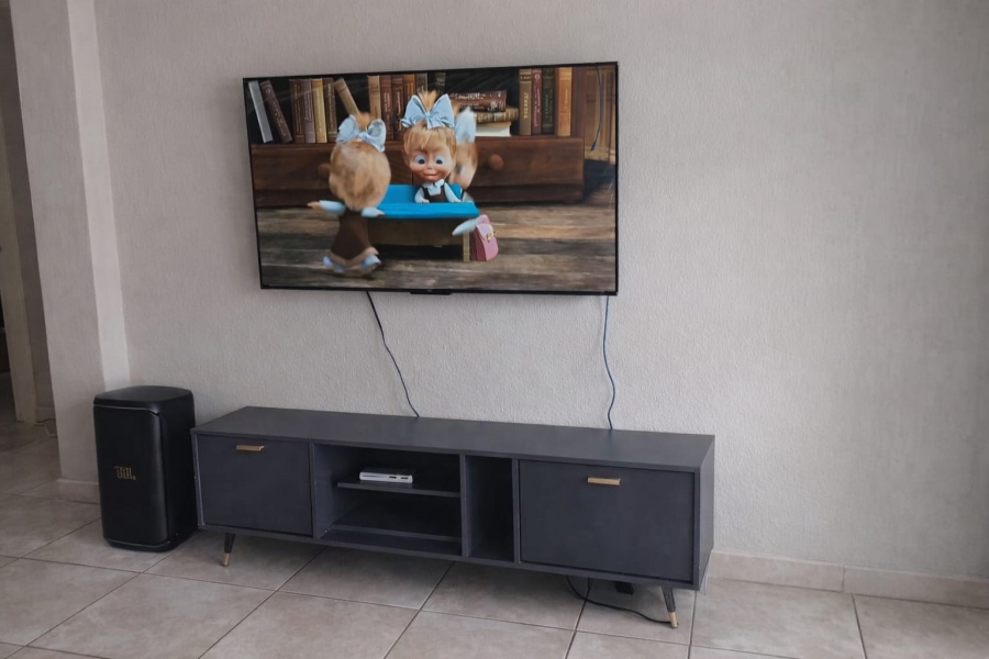 To Let 2 Bedroom Property for Rent in Klipfontein Gauteng