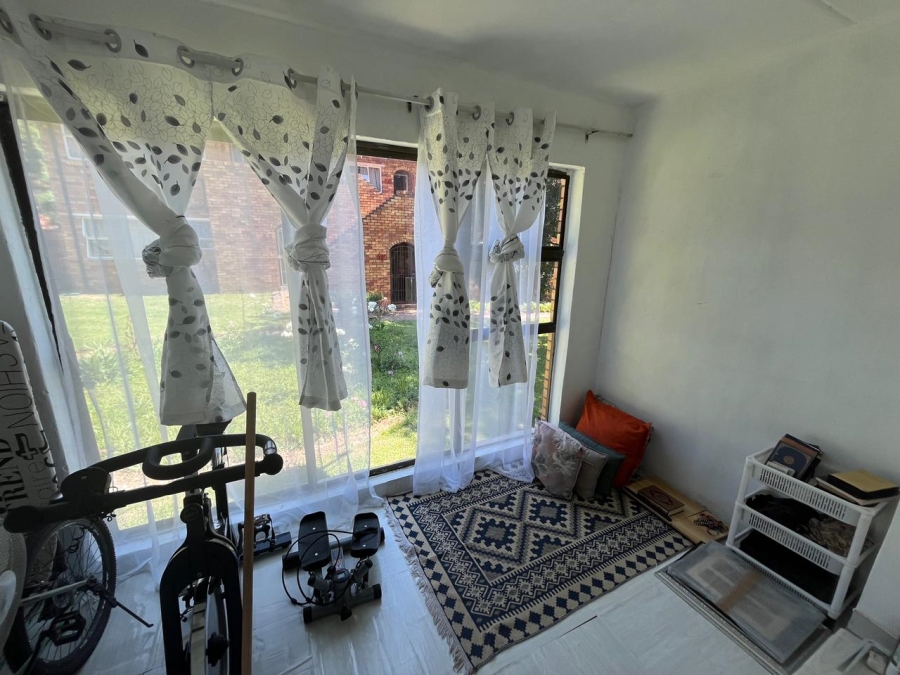 2 Bedroom Property for Sale in Buccleuch Gauteng