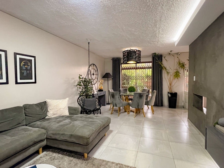 To Let 3 Bedroom Property for Rent in Bedfordview Gauteng