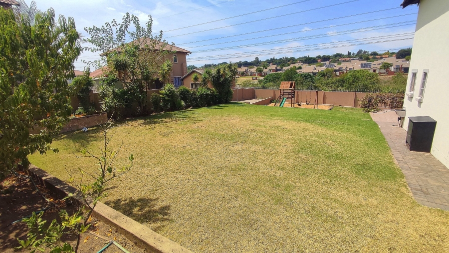 4 Bedroom Property for Sale in Amberfield Valley Gauteng