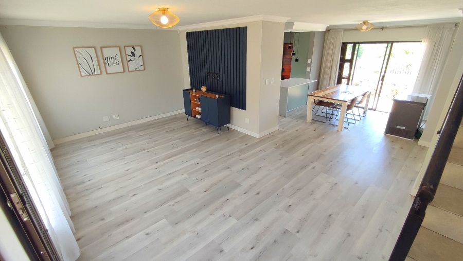 4 Bedroom Property for Sale in Amberfield Valley Gauteng