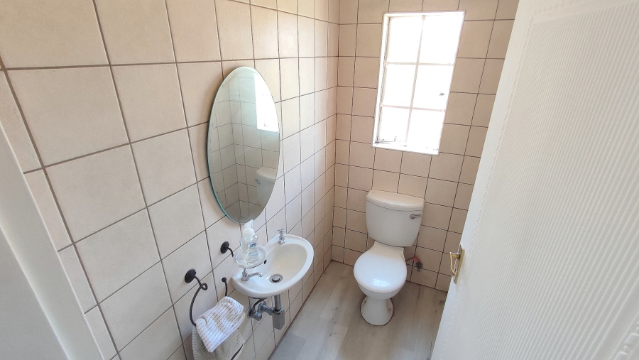 4 Bedroom Property for Sale in Amberfield Valley Gauteng