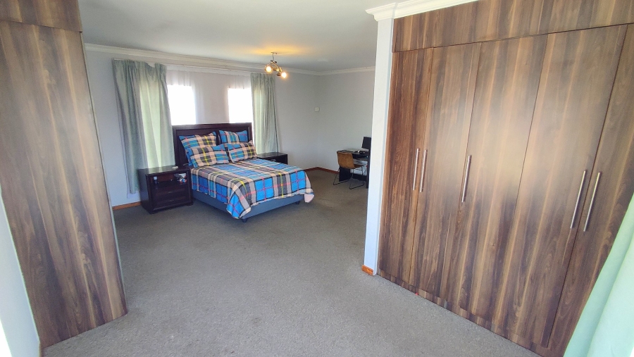 4 Bedroom Property for Sale in Amberfield Valley Gauteng