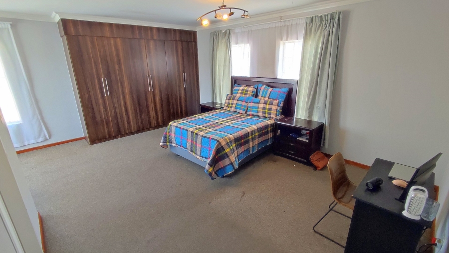 4 Bedroom Property for Sale in Amberfield Valley Gauteng