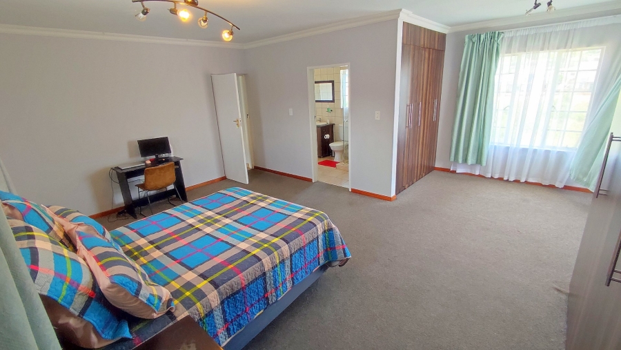 4 Bedroom Property for Sale in Amberfield Valley Gauteng