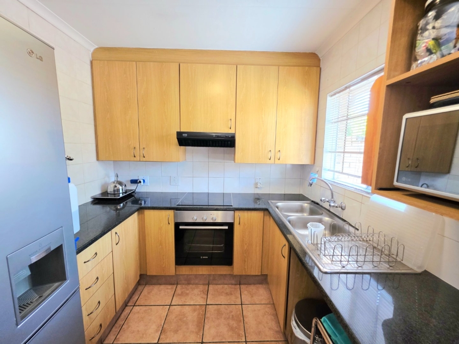 2 Bedroom Property for Sale in Equestria Gauteng