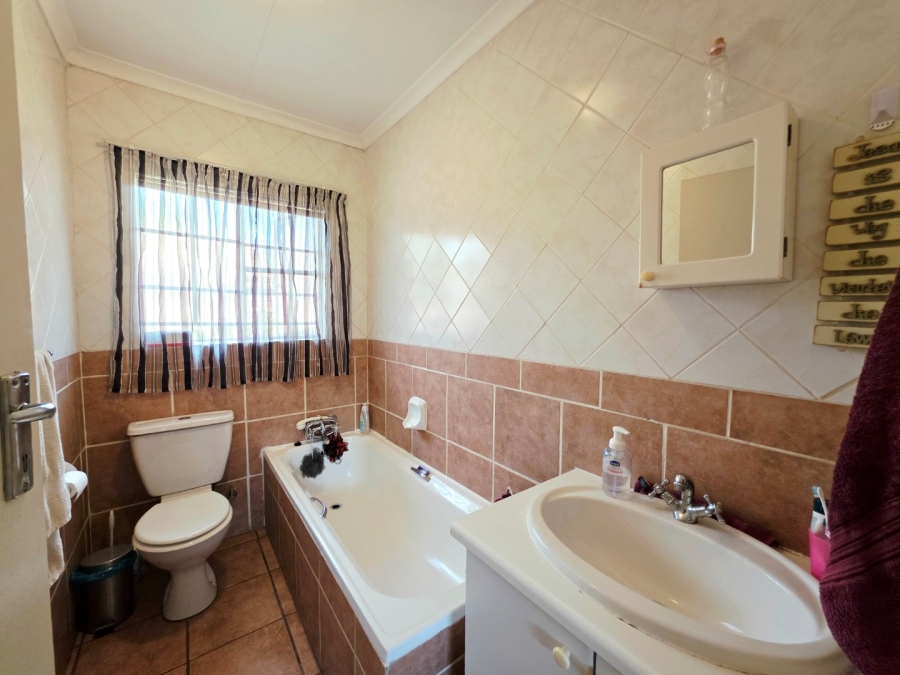 2 Bedroom Property for Sale in Equestria Gauteng