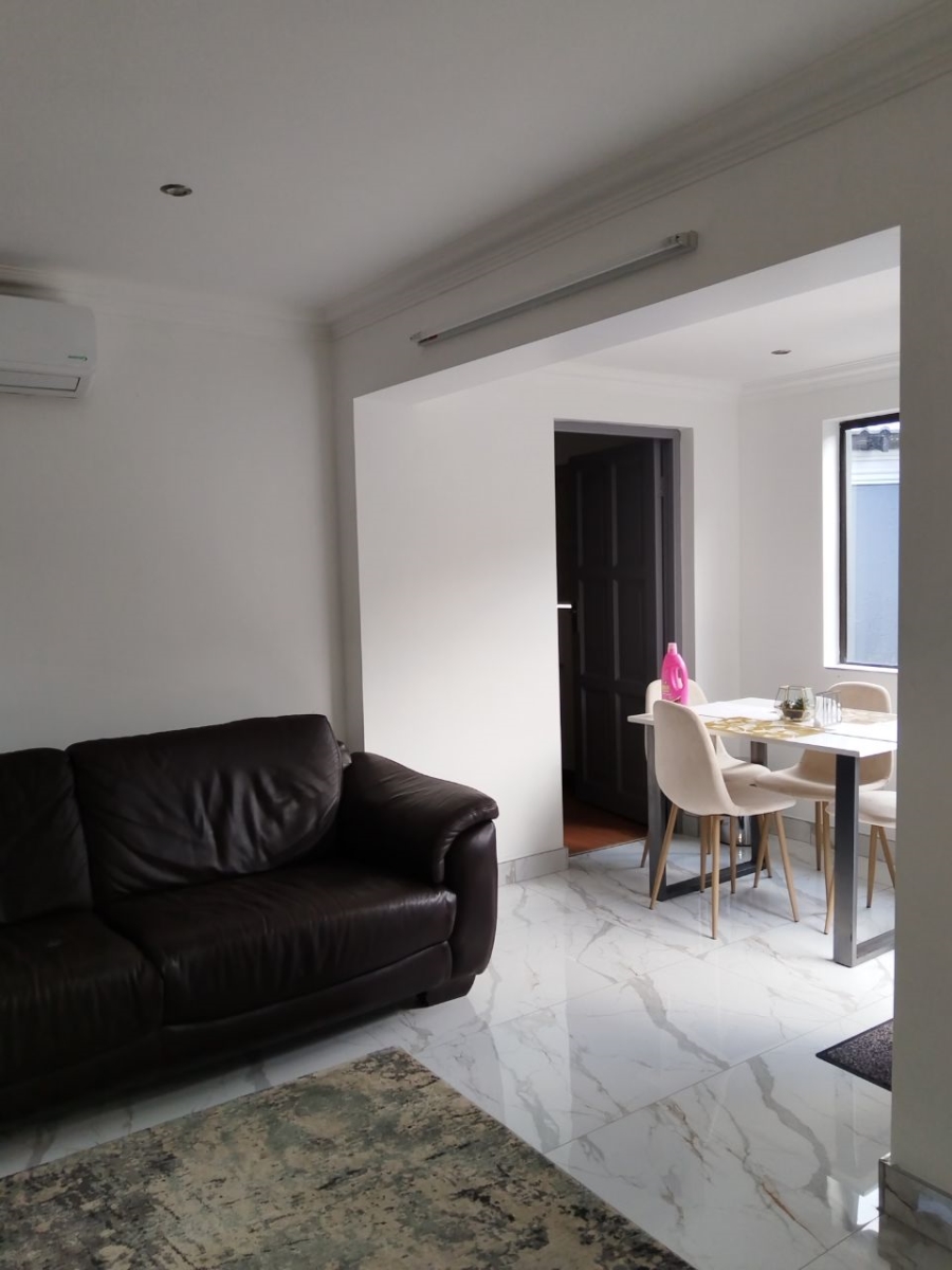 To Let 1 Bedroom Property for Rent in Fourways Gauteng