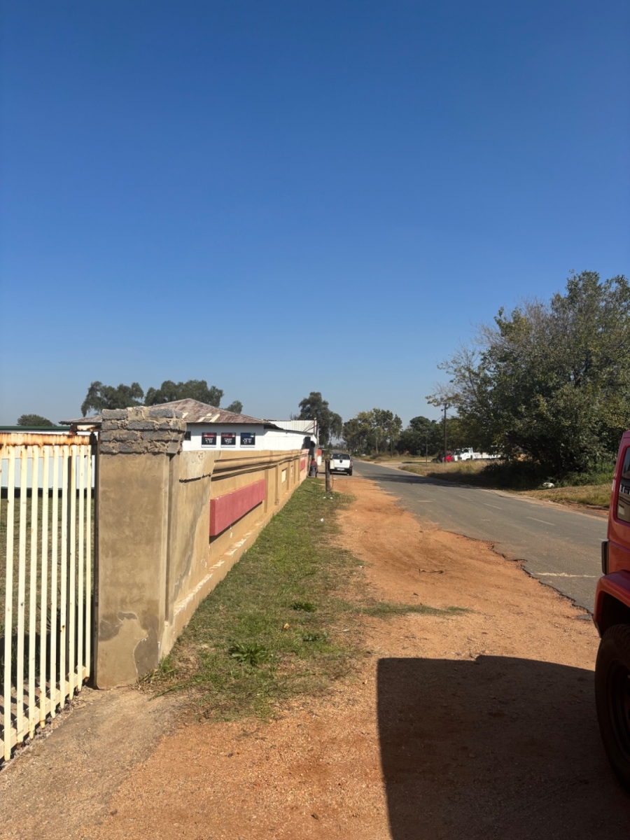 Commercial Property for Sale in Daleside Gauteng