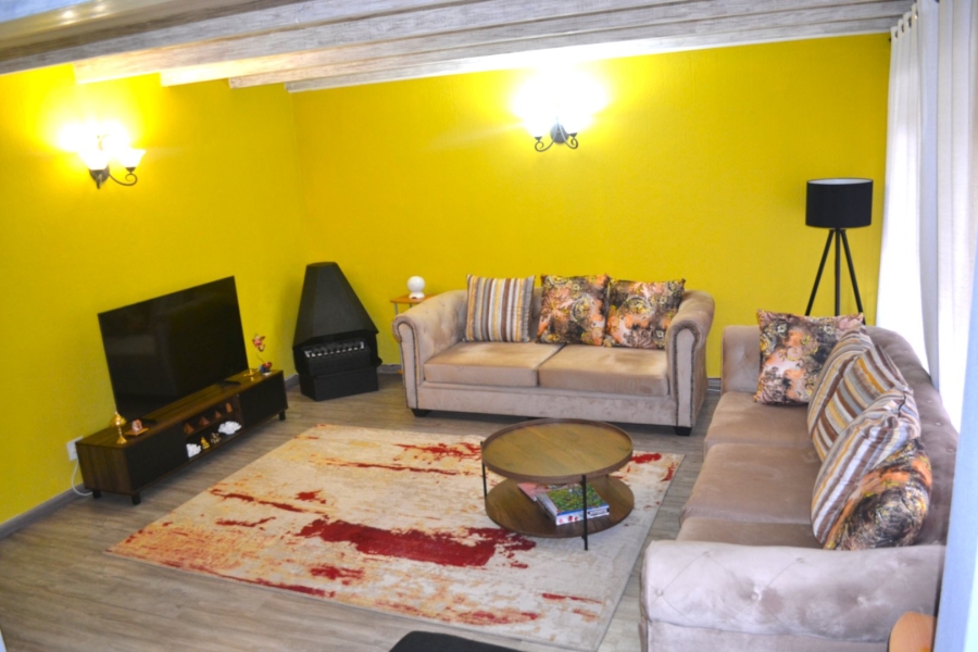 To Let 3 Bedroom Property for Rent in Bryanston Gauteng