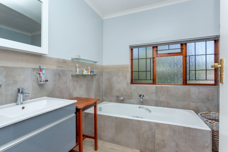 To Let 3 Bedroom Property for Rent in Bryanston Gauteng