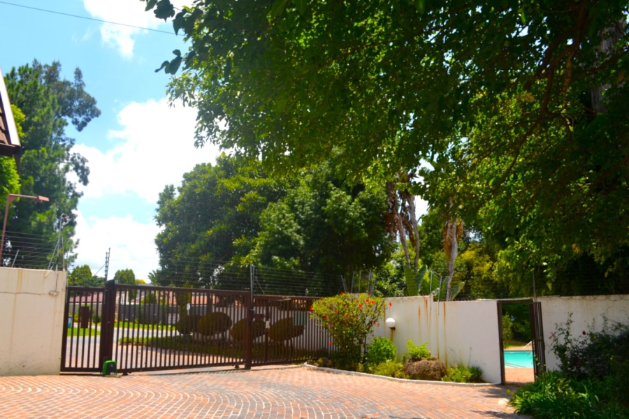 To Let 3 Bedroom Property for Rent in Bryanston Gauteng
