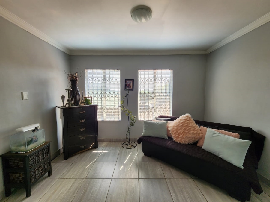 3 Bedroom Property for Sale in Daggafontein Gauteng