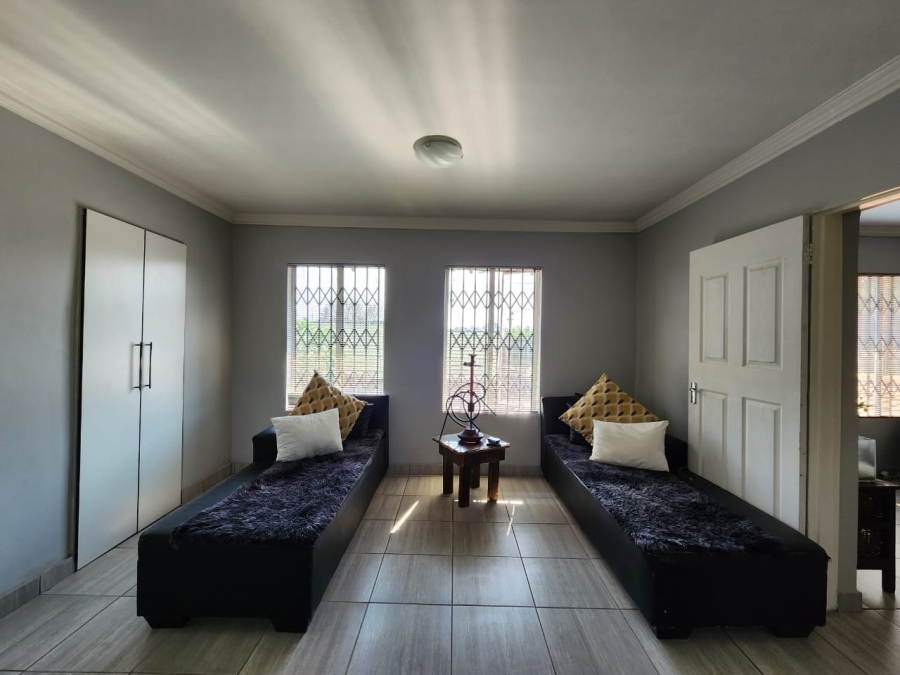 3 Bedroom Property for Sale in Daggafontein Gauteng