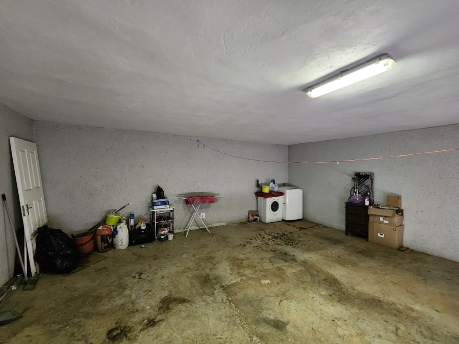 3 Bedroom Property for Sale in Daggafontein Gauteng