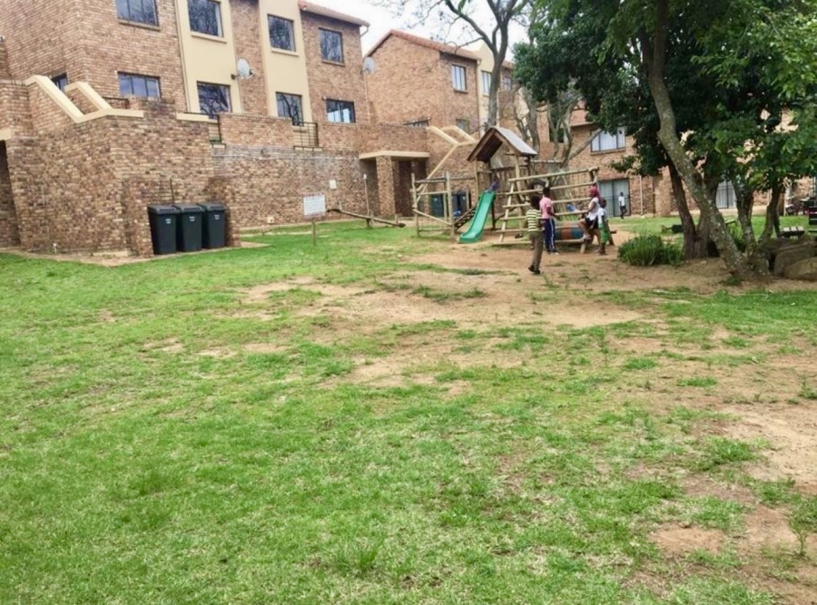 To Let 2 Bedroom Property for Rent in Halfway Gardens Gauteng