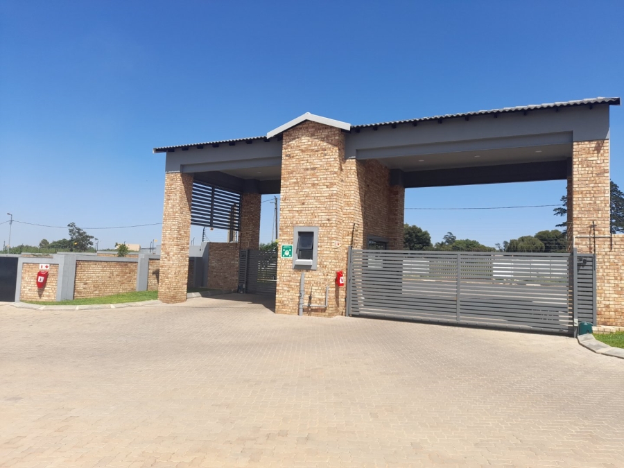 3 Bedroom Property for Sale in Groblerpark Gauteng