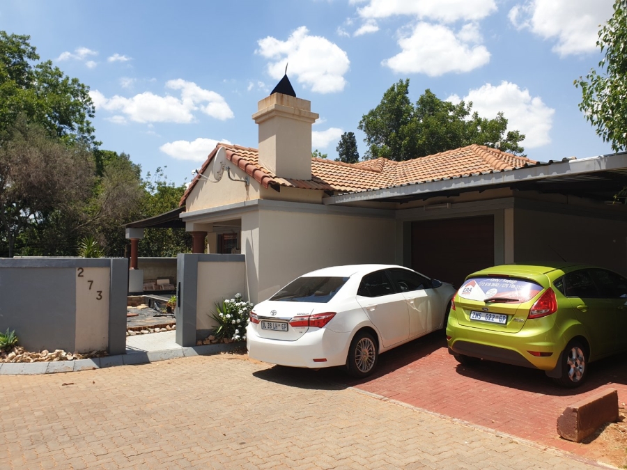 2 Bedroom Property for Sale in Willow Park Manor Gauteng
