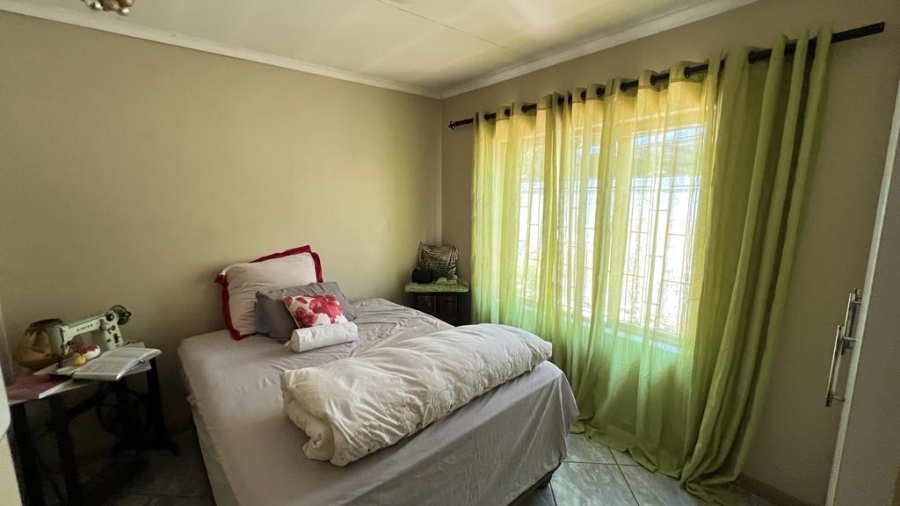 2 Bedroom Property for Sale in Willow Park Manor Gauteng