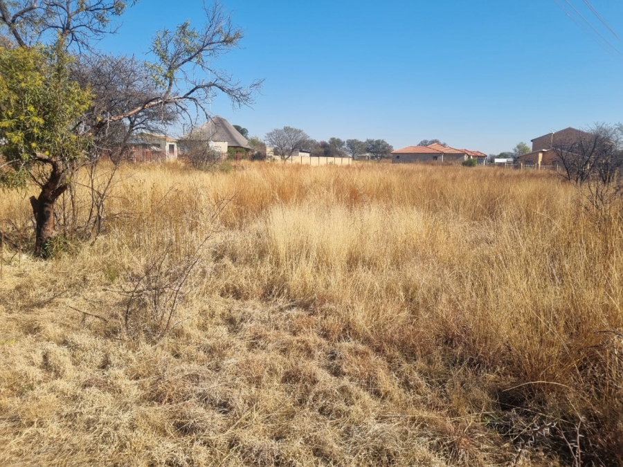  Bedroom Property for Sale in Vaaloewer Gauteng