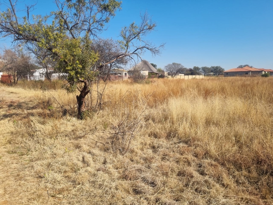  Bedroom Property for Sale in Vaaloewer Gauteng