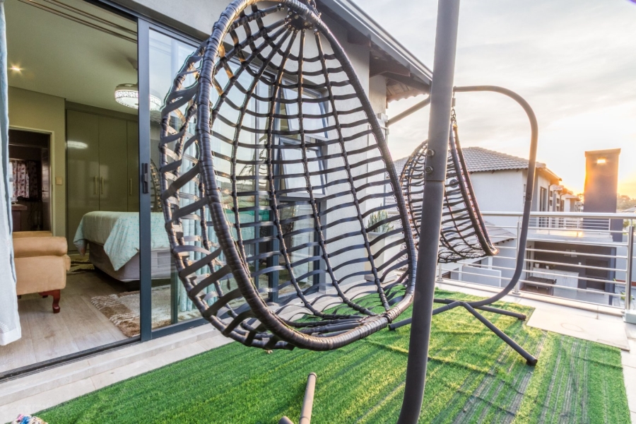 3 Bedroom Property for Sale in Equestria Gauteng