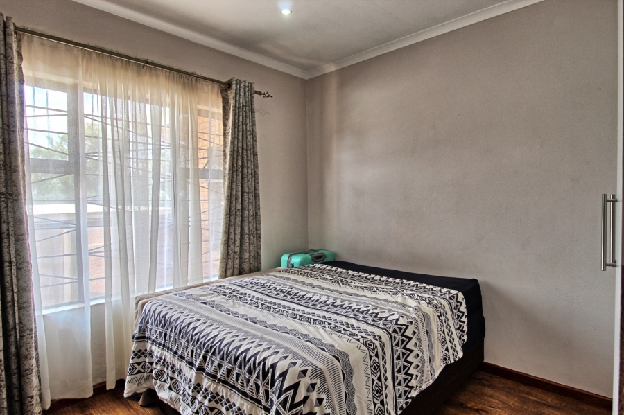 2 Bedroom Property for Sale in Germiston South Gauteng