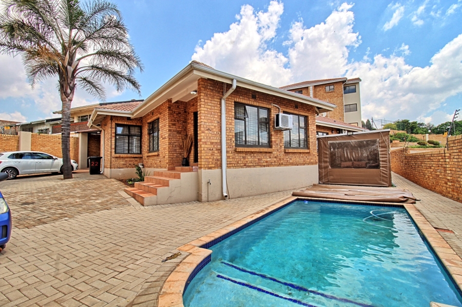 2 Bedroom Property for Sale in Germiston South Gauteng