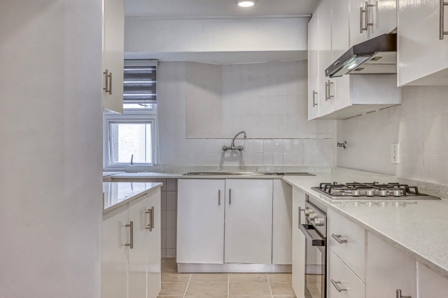 To Let 2 Bedroom Property for Rent in Norwood Gauteng