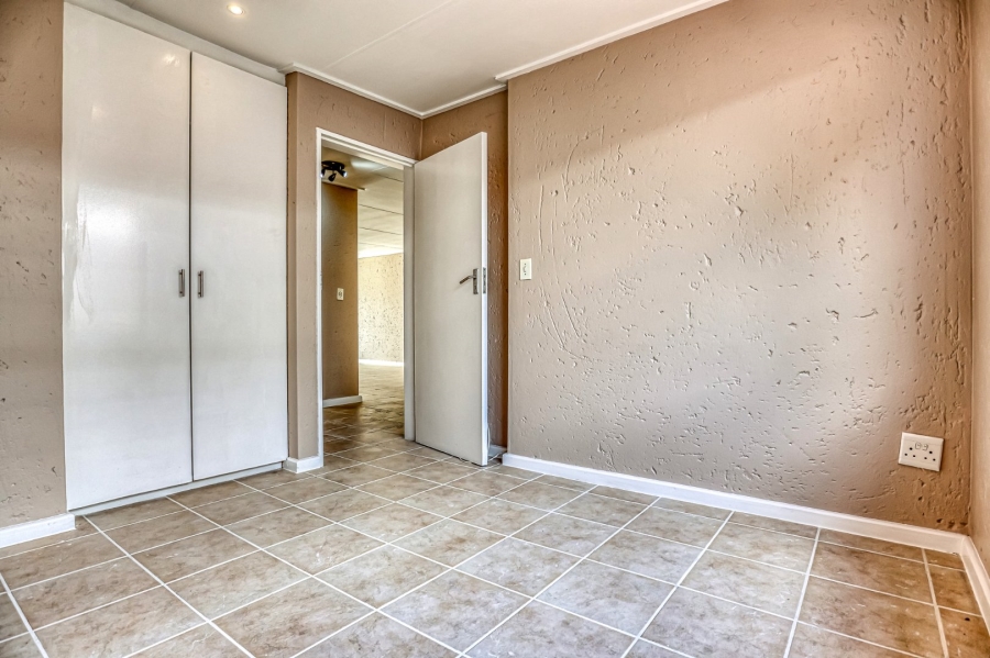 To Let 2 Bedroom Property for Rent in Norwood Gauteng