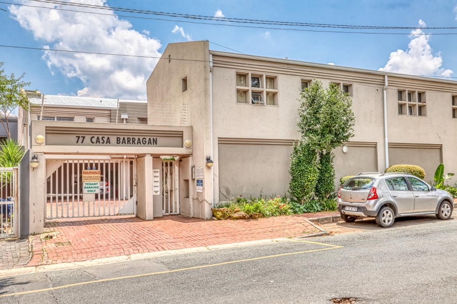 To Let 2 Bedroom Property for Rent in Norwood Gauteng