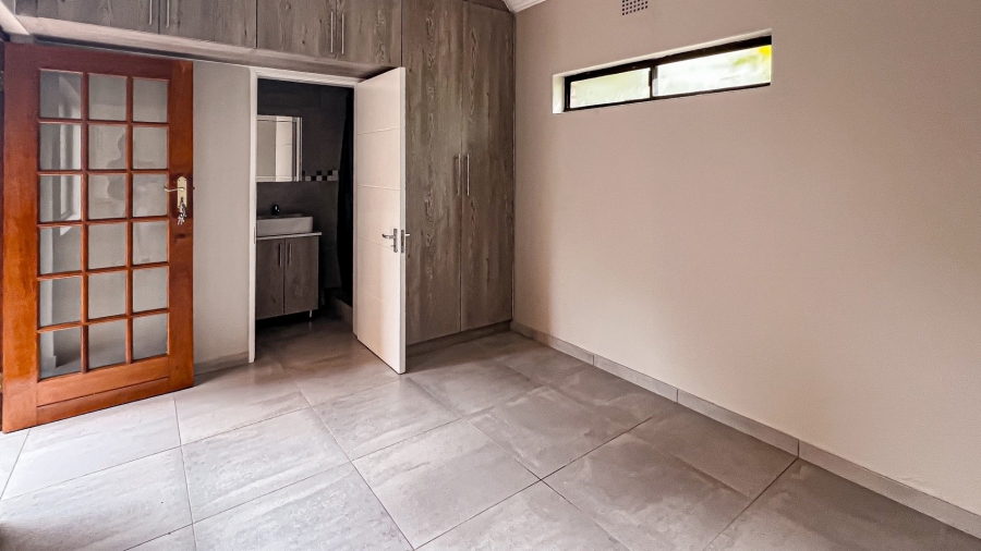 To Let 1 Bedroom Property for Rent in Bedfordview Gauteng