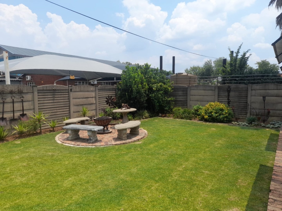 3 Bedroom Property for Sale in Vanderbijlpark SW 1 Gauteng