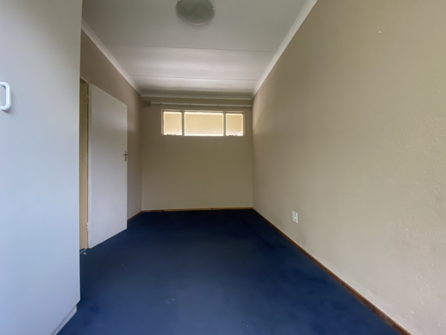  Bedroom Property for Sale in Eden Glen Gauteng