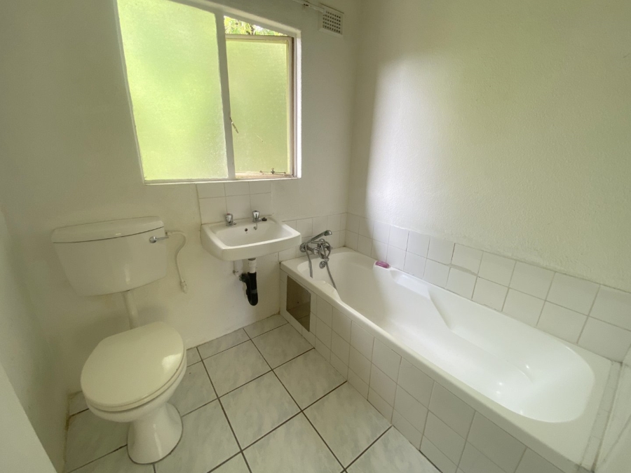  Bedroom Property for Sale in Eden Glen Gauteng