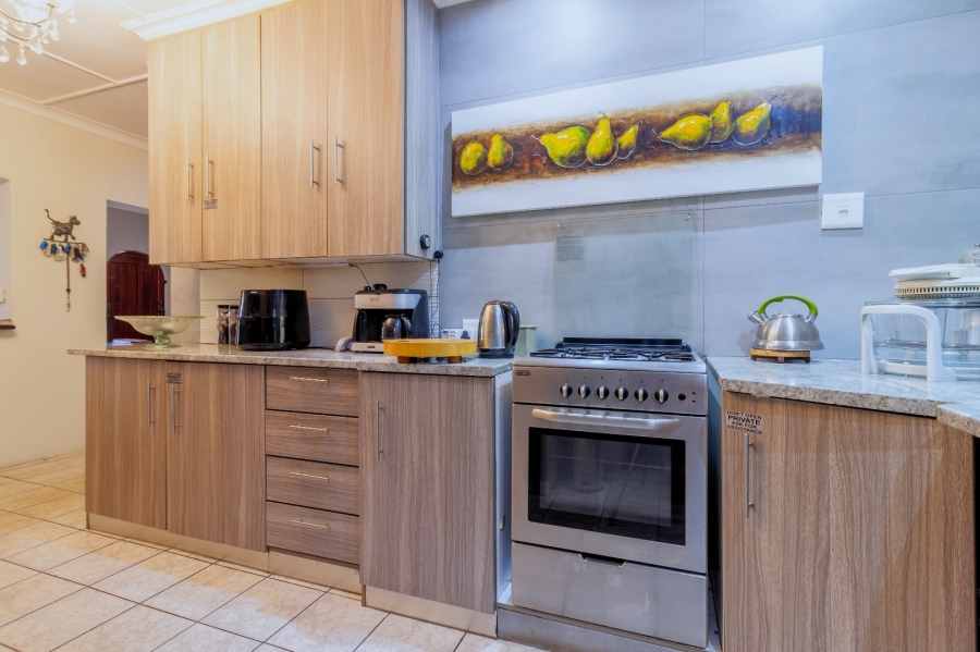 6 Bedroom Property for Sale in Meyerton Central Gauteng