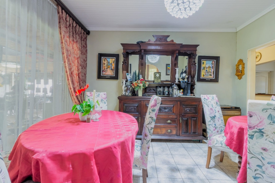 6 Bedroom Property for Sale in Meyerton Central Gauteng