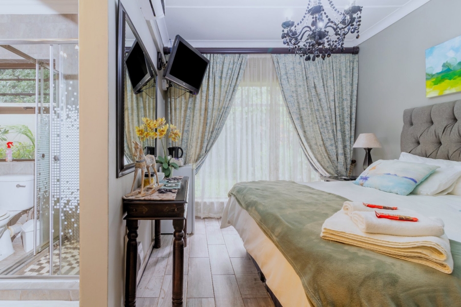 6 Bedroom Property for Sale in Meyerton Central Gauteng