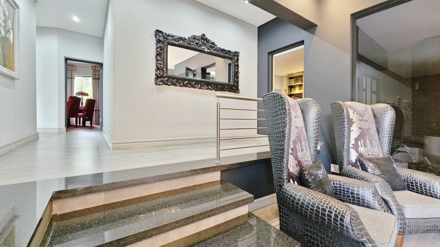 5 Bedroom Property for Sale in Three Rivers East Gauteng