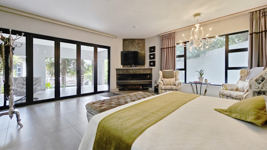 5 Bedroom Property for Sale in Three Rivers East Gauteng