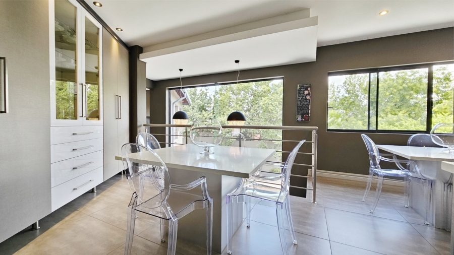 5 Bedroom Property for Sale in Three Rivers East Gauteng