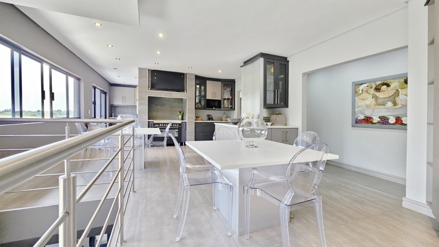 5 Bedroom Property for Sale in Three Rivers East Gauteng