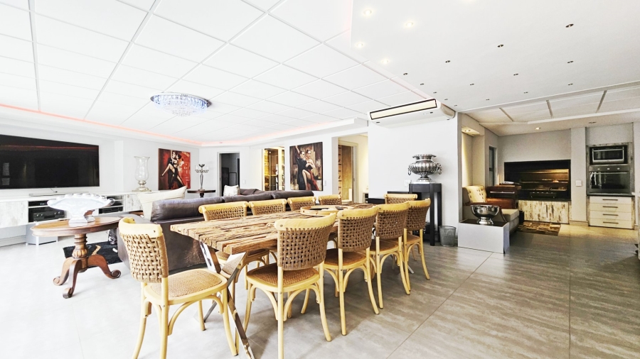 5 Bedroom Property for Sale in Three Rivers East Gauteng