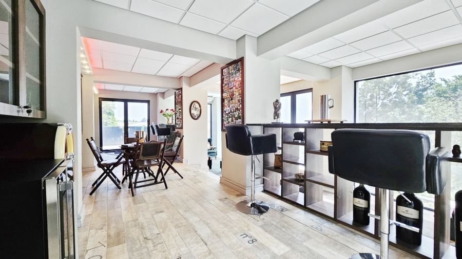 5 Bedroom Property for Sale in Three Rivers East Gauteng